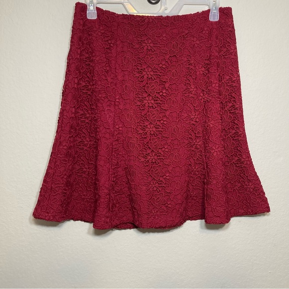 NANETTE LEPORE Women's Burgundy Floral Lace Crochet Flounce Skater Skirt Size 12 - Picture 2 of 10